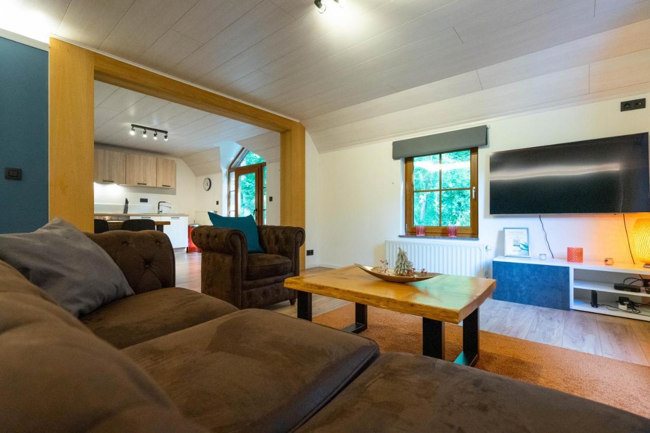 Bills Lodge, Le Plaisir De La Riviere A 2 Minutes Du Centre! La-Roche-en-Ardenne Eksteriør billede