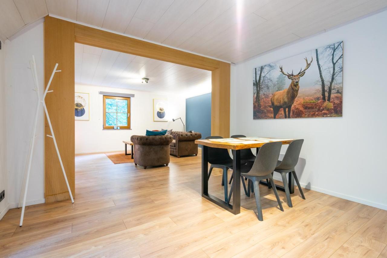 Bills Lodge, Le Plaisir De La Riviere A 2 Minutes Du Centre! La-Roche-en-Ardenne Eksteriør billede