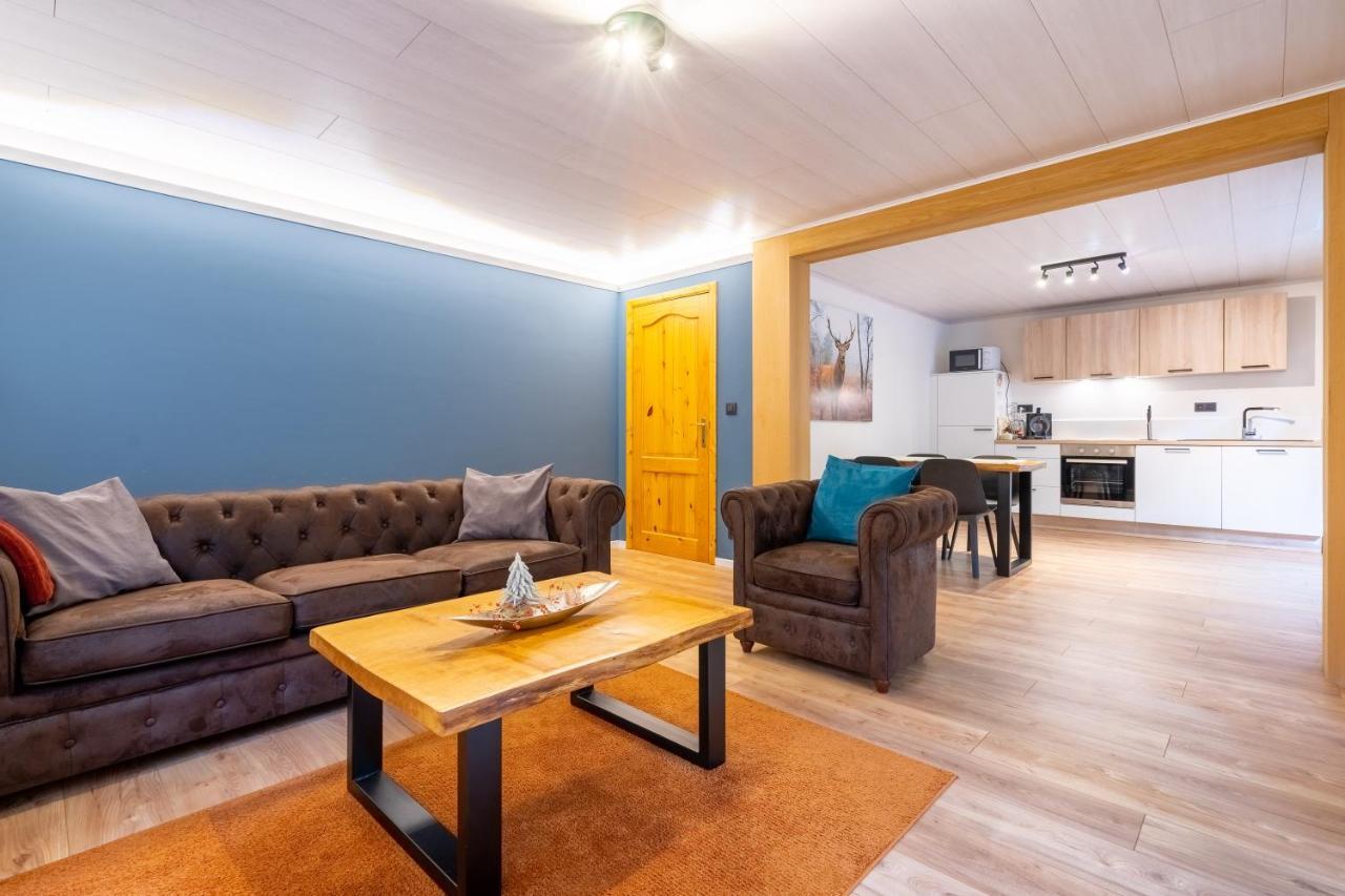 Bills Lodge, Le Plaisir De La Riviere A 2 Minutes Du Centre! La-Roche-en-Ardenne Eksteriør billede