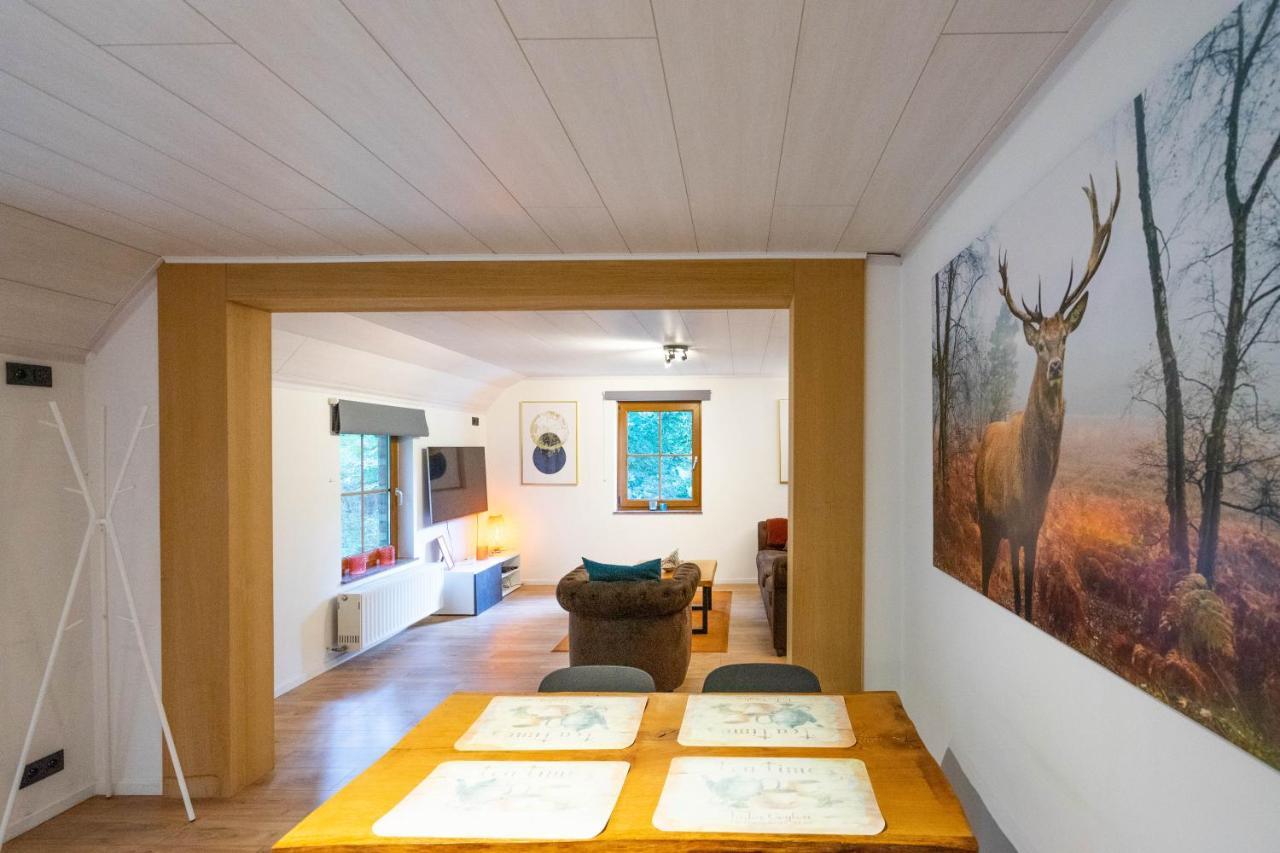 Bills Lodge, Le Plaisir De La Riviere A 2 Minutes Du Centre! La-Roche-en-Ardenne Eksteriør billede